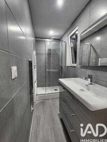 Location appartement 3 pièces 87 m² Charleville-Mézières