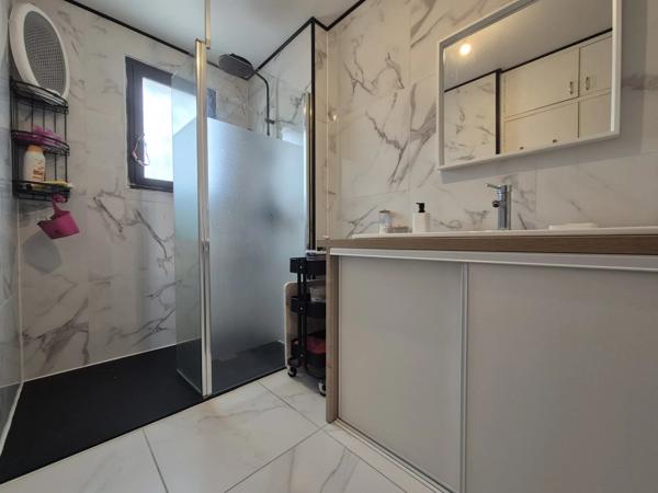 ANDOUILLE  - PAVILLON DE 120 m²