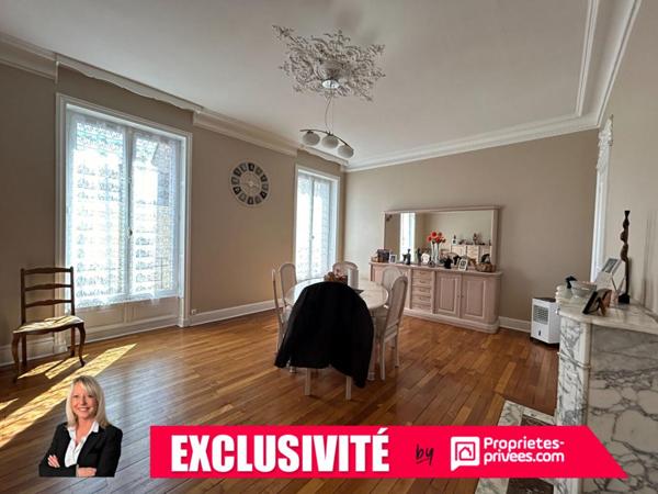 En exclusivité - Immeuble de caractère à Riorges