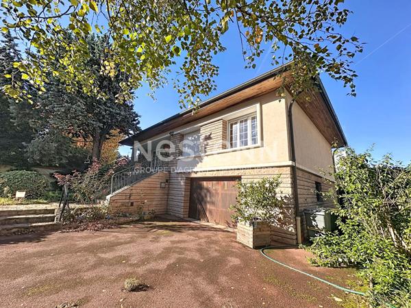 Grande Maison individuelle de 6 Pièces 4 chambres avec dépendances - 69500 BRON