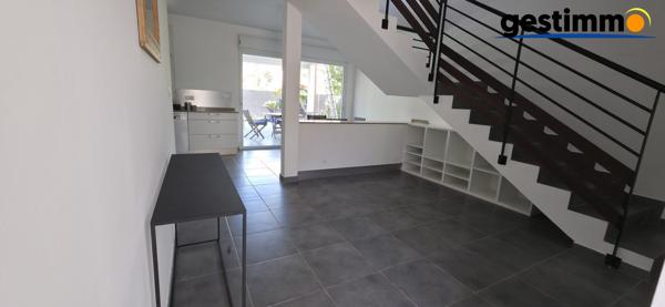 Maison meublée duplex T4 -