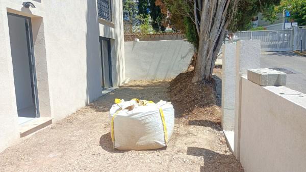 Beau T2 neuf meublé de 28 m² + Jardin au calme