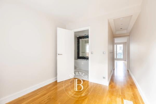 Paris 17ème, Appartement 2 Chambres -  72 m² à vendre