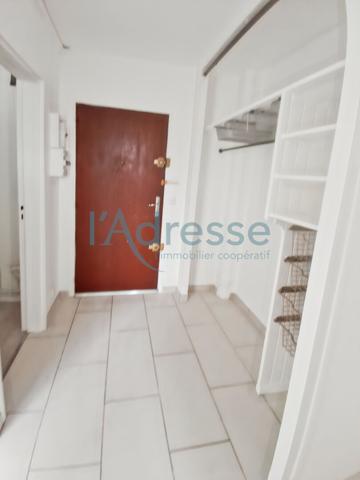 NANTERRE Centre ville 10' rer