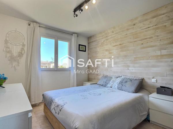 Maison T4 avec un grand sous sol et dépendances