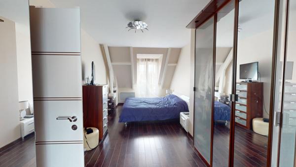 Maison individuelle familiale environ 160m2 - Vert-Galant - 6 pièces, 4 chambres -