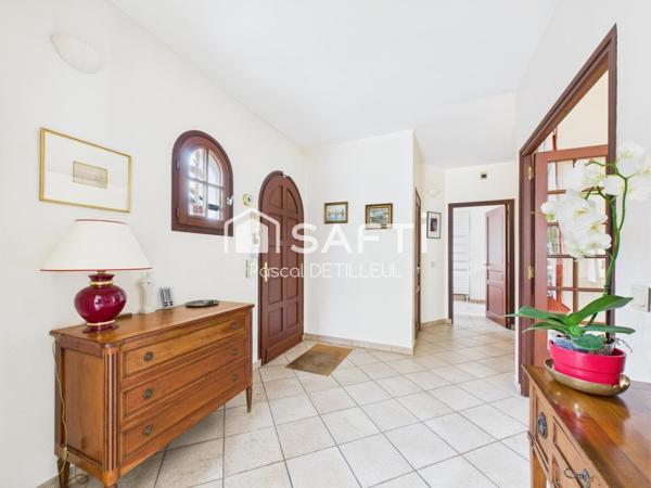 SAINT-CLOUD – Montretout Maison 8 pièces 6 chambres 200m2