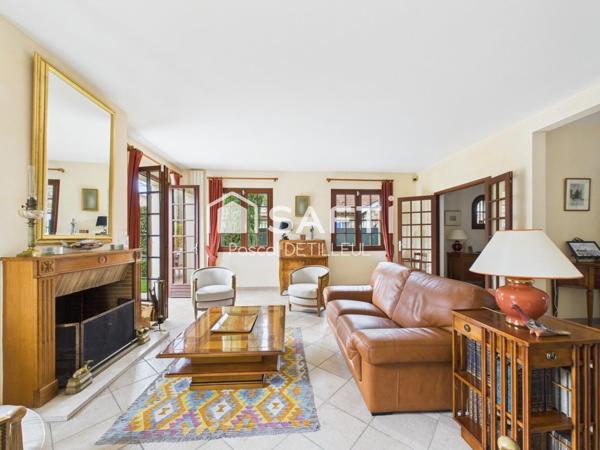 SAINT-CLOUD – Montretout Maison 8 pièces 6 chambres 200m2