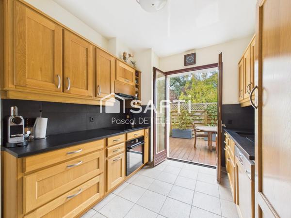 SAINT-CLOUD – Montretout Maison 8 pièces 6 chambres 200m2