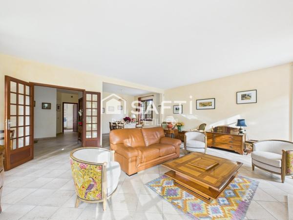 SAINT-CLOUD – Montretout Maison 8 pièces 6 chambres 200m2