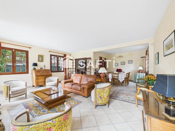 SAINT-CLOUD – Montretout Maison 8 pièces 6 chambres 200m2