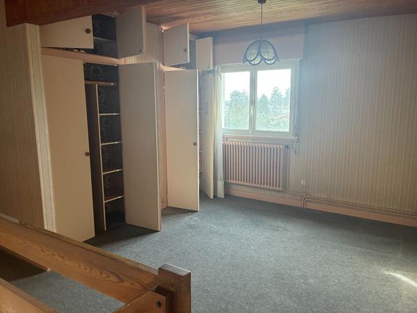 Maison Saintes 6 pièce(s) 141 m2