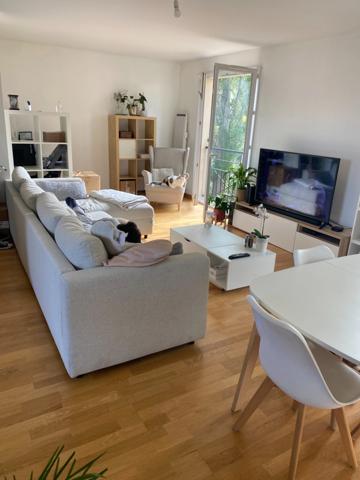 VAUJOURS Maison 4 pièces - 96 m2 avec jardin et places de stationnement