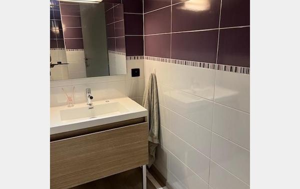 Vente Immeuble 3 appartements rénové(e) Abeilhan   