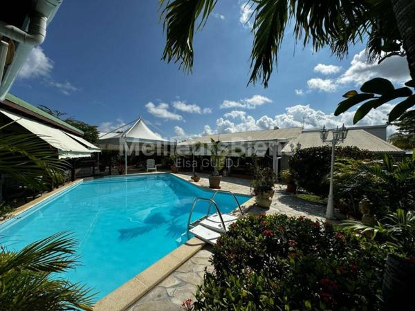 Propriete La JAILLE 234M²