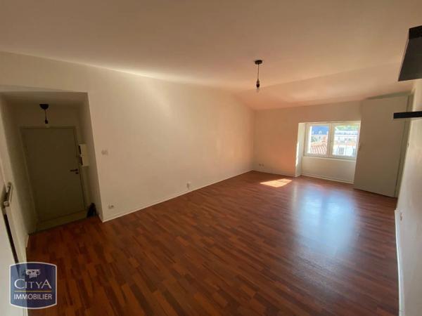 Appartement à louer 3 pièces 56.08m² Poitiers (86000)
