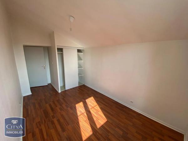 Appartement à louer 3 pièces 56.08m² Poitiers (86000)