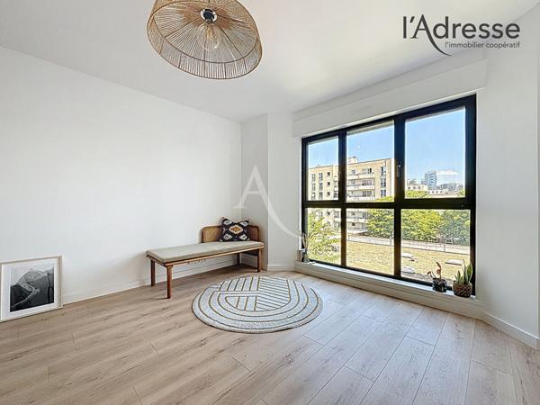 PUTEAUX/ Volta - Appartement Studio/Deux pièces - 32m² avec 1 Cave