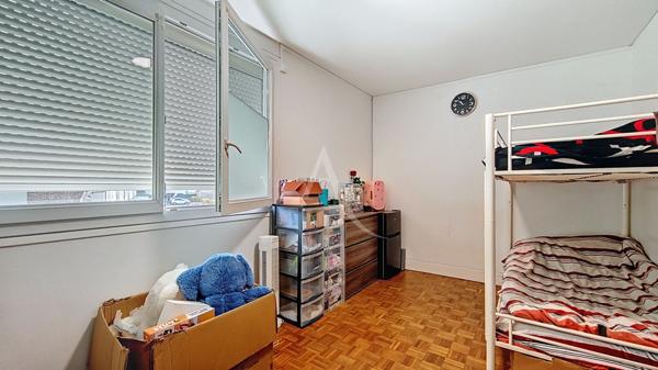 Appartement Massy 4 pièce(s) 70.81 m2 VENDU LOUE