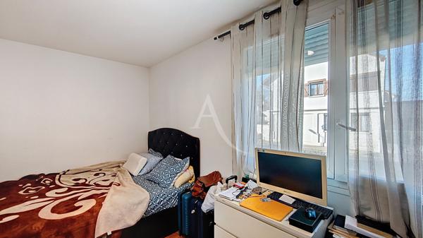 Appartement Massy 4 pièce(s) 70.81 m2 VENDU LOUE
