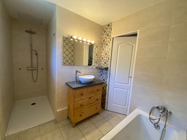 Maison 6 pièces à louer à Saint-Ouen-l'Aumône 122,79 m² Loyer 1 850 €/mois charges comprises **  - Référence  MG11270
