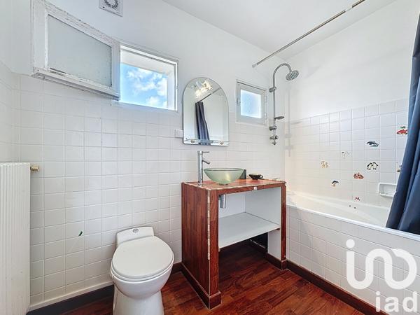 Maison à vendre 4 pièces 80 m² Villemoustaussou