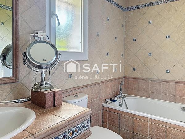 Fonsorbes-Maison T5 de 138m² avec piscine, garage et cabanon