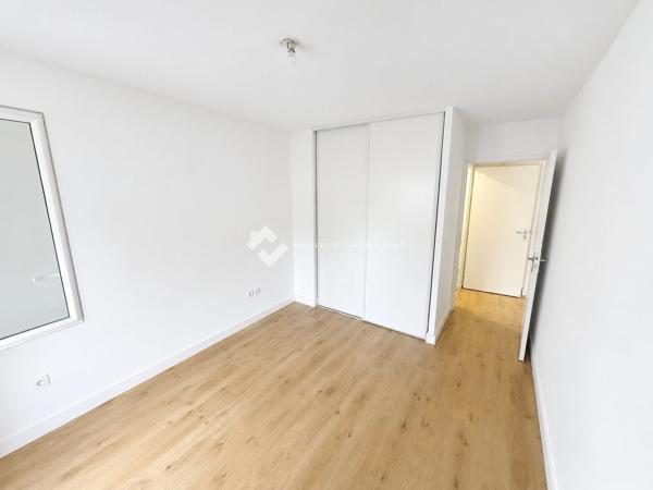 A 19 MINUTES DE BORDEAUX APPARTEMENT T3 AVEC BALCON,PARKING ET CAVE DANS RESIDENCE RÉCENTE ET SECURISÉE