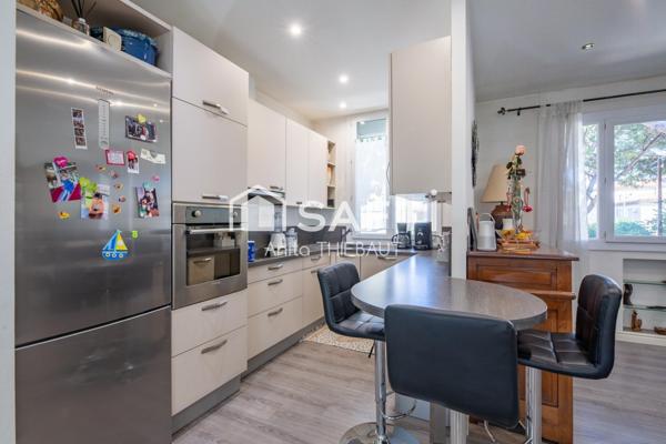 Maison de village, proche centre ville