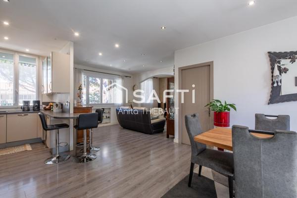 Maison de village, proche centre ville