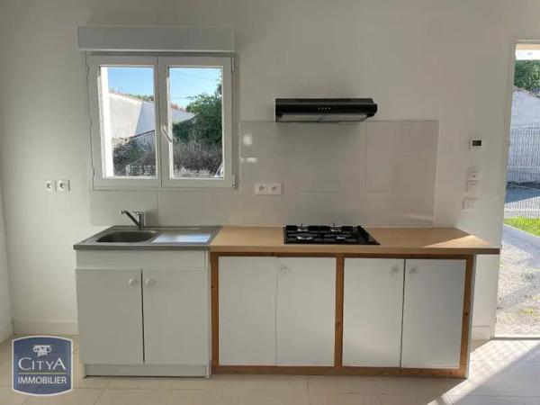 Maison à louer 2 pièces 48.78m² Médis (17600)