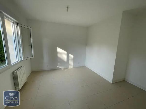 Maison à louer 2 pièces 48.78m² Médis (17600)