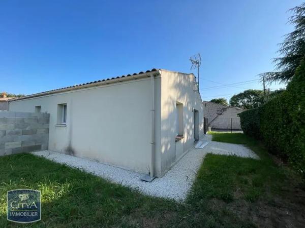 Maison à louer 2 pièces 48.78m² Médis (17600)