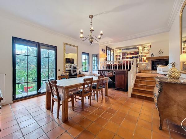Maison Individuelle de Charme – Studio Indépendant – Terrain Luxuriant – Limite Sannois