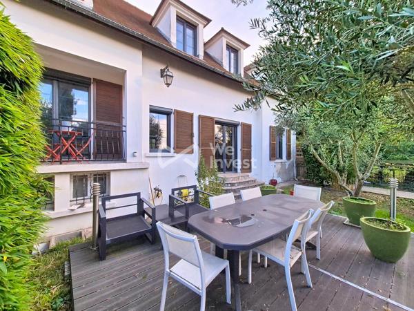 Maison Individuelle de Charme – Studio Indépendant – Terrain Luxuriant – Limite Sannois