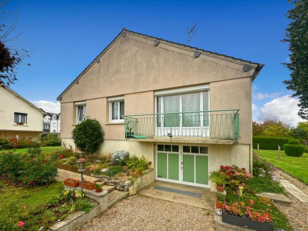 Plain pied Etrepagny 4 chambres Sous sol total