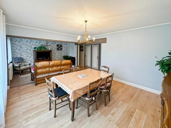 Plain pied Etrepagny 4 chambres Sous sol total