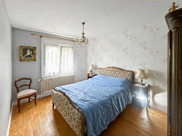 Plain pied Etrepagny 4 chambres Sous sol total