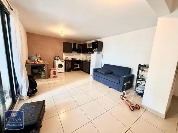 Appartement à vendre 3 pièces 55.73m² Saint-Denis (97490)