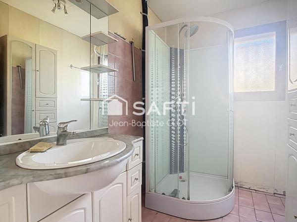 Maison 6 pièces 97 m²  4 chambres