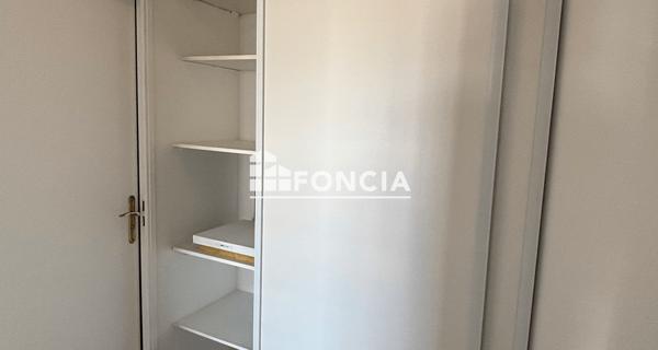Location Appartement 3 pièces 66.49 m² - Courbevoie 92400