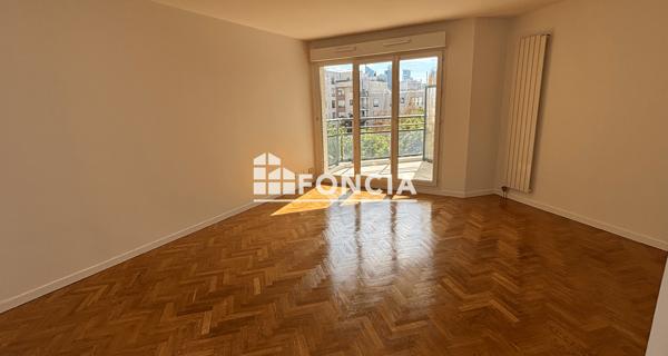 Location Appartement 3 pièces 66.49 m² - Courbevoie 92400