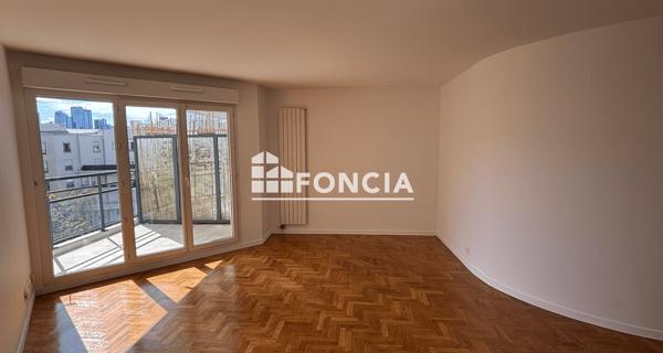Location Appartement 3 pièces 66.49 m² - Courbevoie 92400