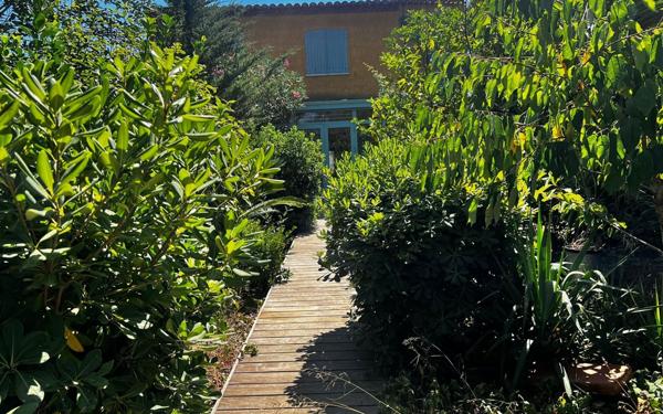 Maison à vendre    4 pièces •  Saint-Cyprien