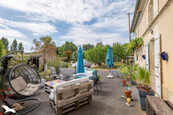Maison à vendre 247 220 € Brizambourg 5 p 152 m² DPE B