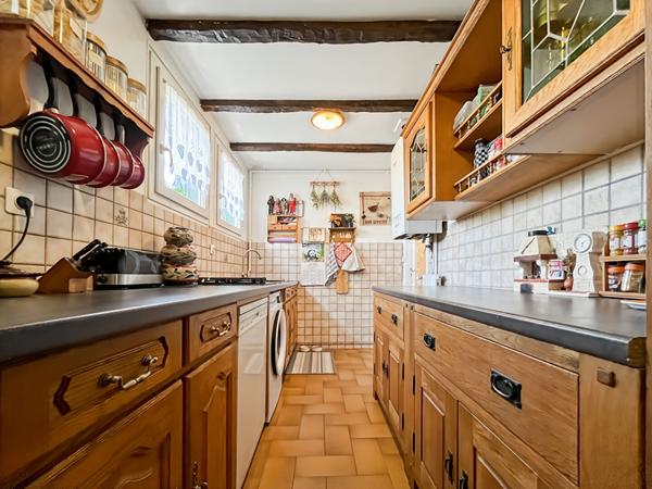 Maison de plain-pied à Palaiseau - Terrain arboré de 517 m² et double garage