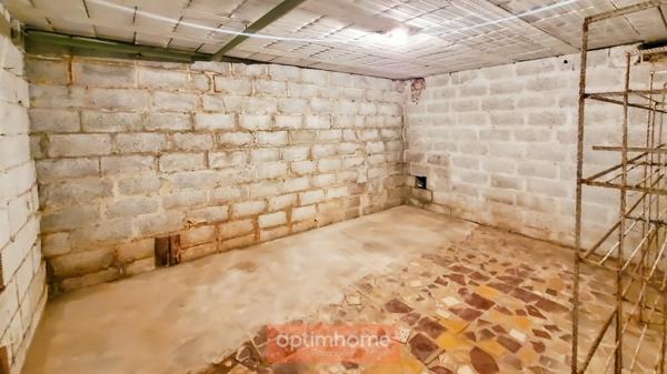 MAISON A REHABILITER SUR PARCELLE DE 1718 m²