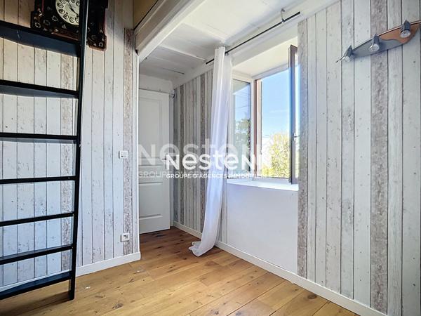 Maison Lucenay - centre bourg - 2 chambres - jardin paysager - belle pièce de vie lumineuse