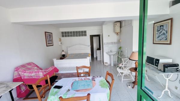 Bureau 2 pièces à Pointe-à-Pitre, 41,66 m² à 55 000 €
