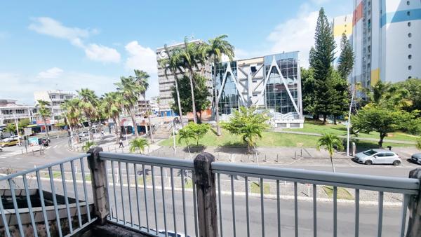 Bureau 2 pièces à Pointe-à-Pitre, 41,66 m² à 55 000 €